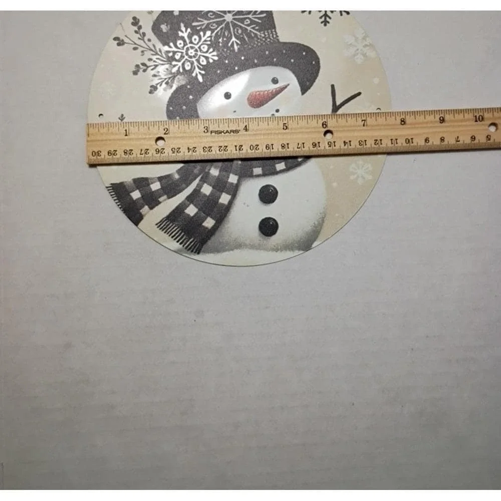 Festive Metal Snowman Holiday Home/ Wreath Accessory.  New